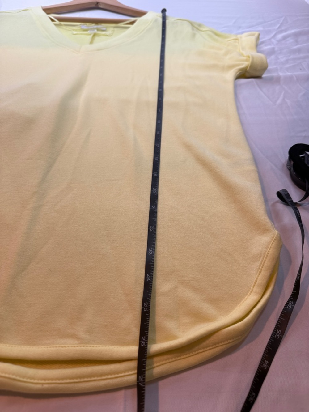 Cupio Size M Yellow V Neck Tee Soft Stretch Short Sleeve Casual Top - Picture 5 of 5